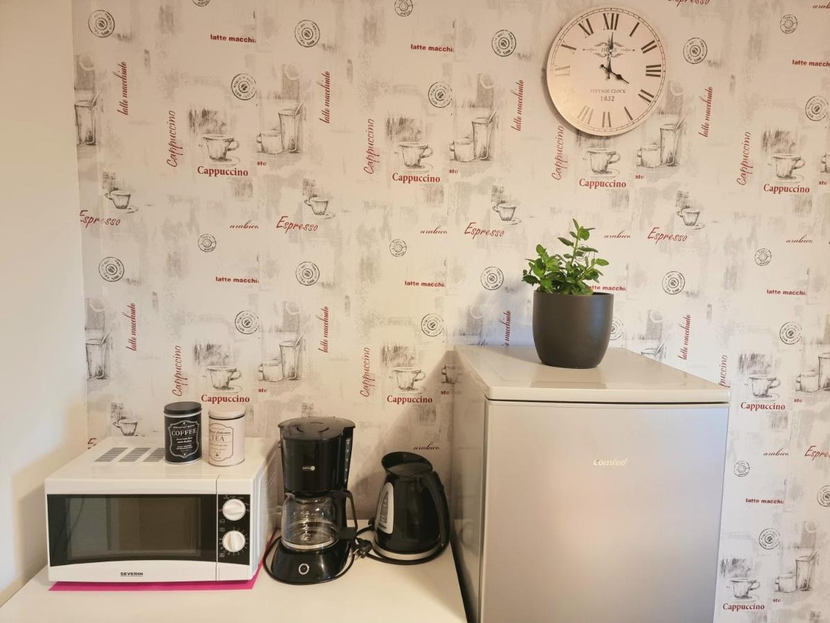 Workershome - Business Apartments - Monteurwohnungen Wertheim Room photo