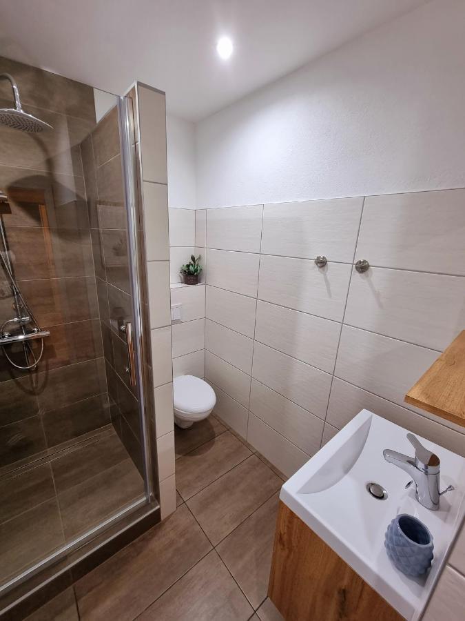 Workershome - Business Apartments - Monteurwohnungen Wertheim Room photo